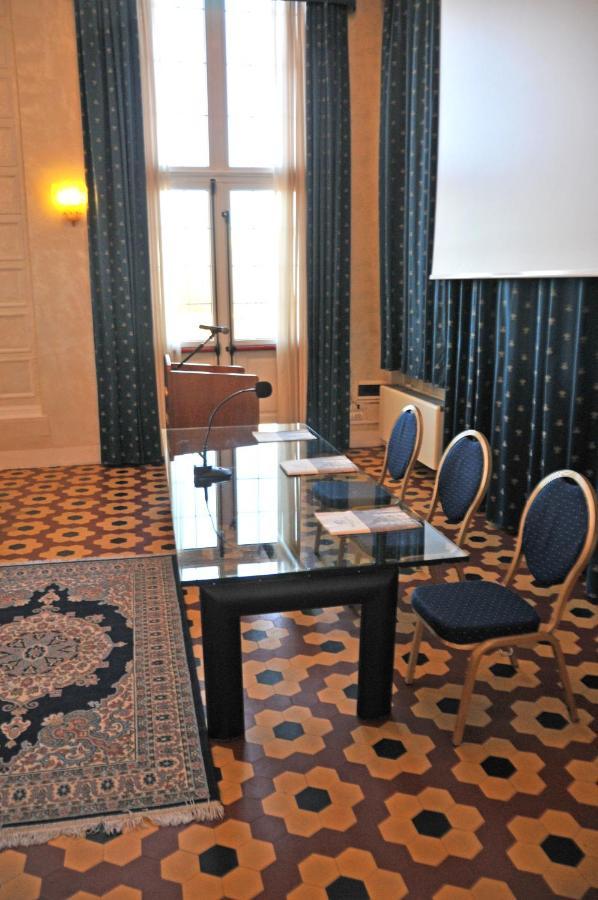Grand Hotel