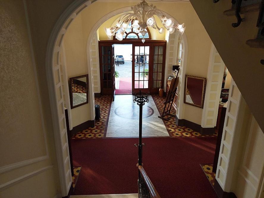 Hotel Grand