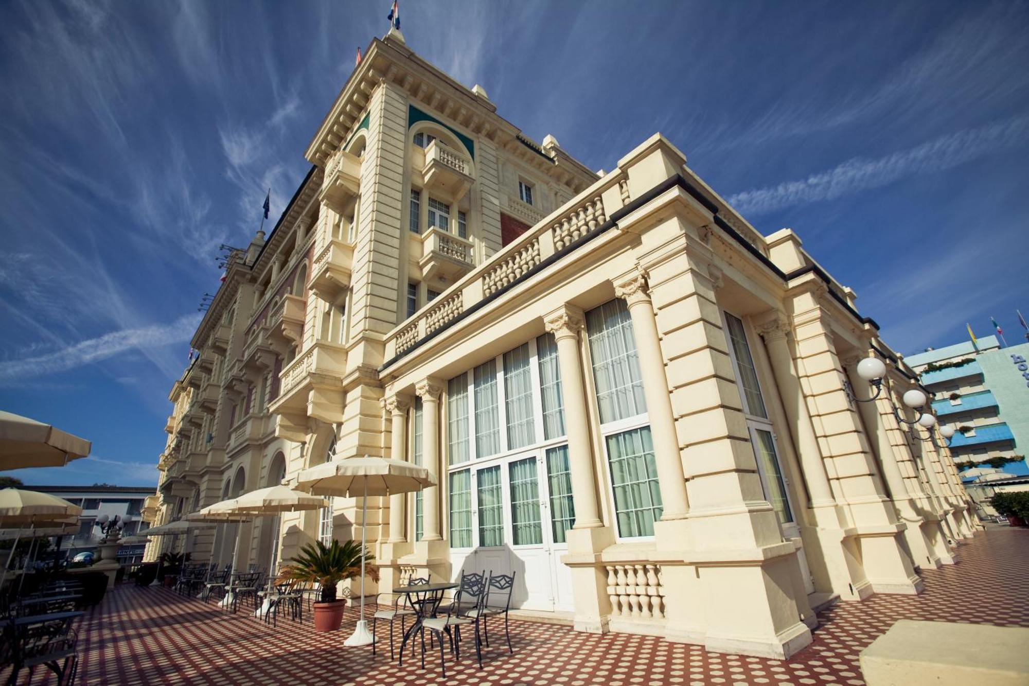 Hotel Grand